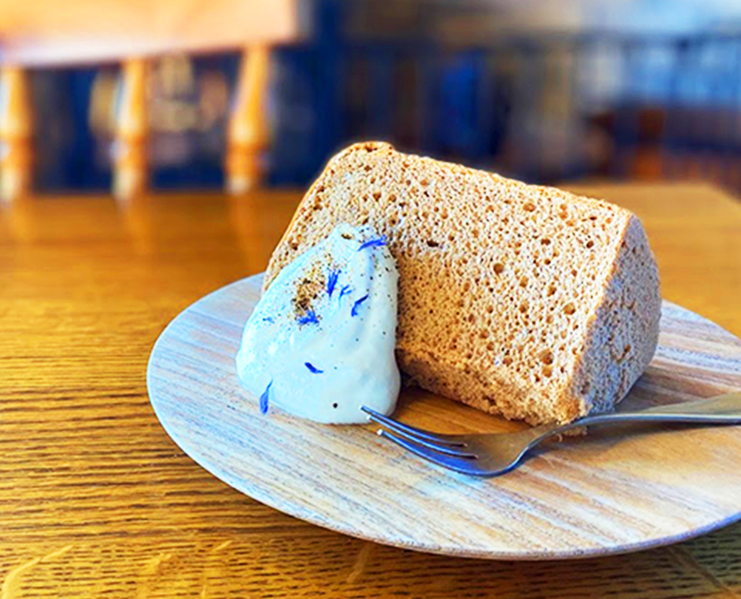 紅茶のシフォンケーキ