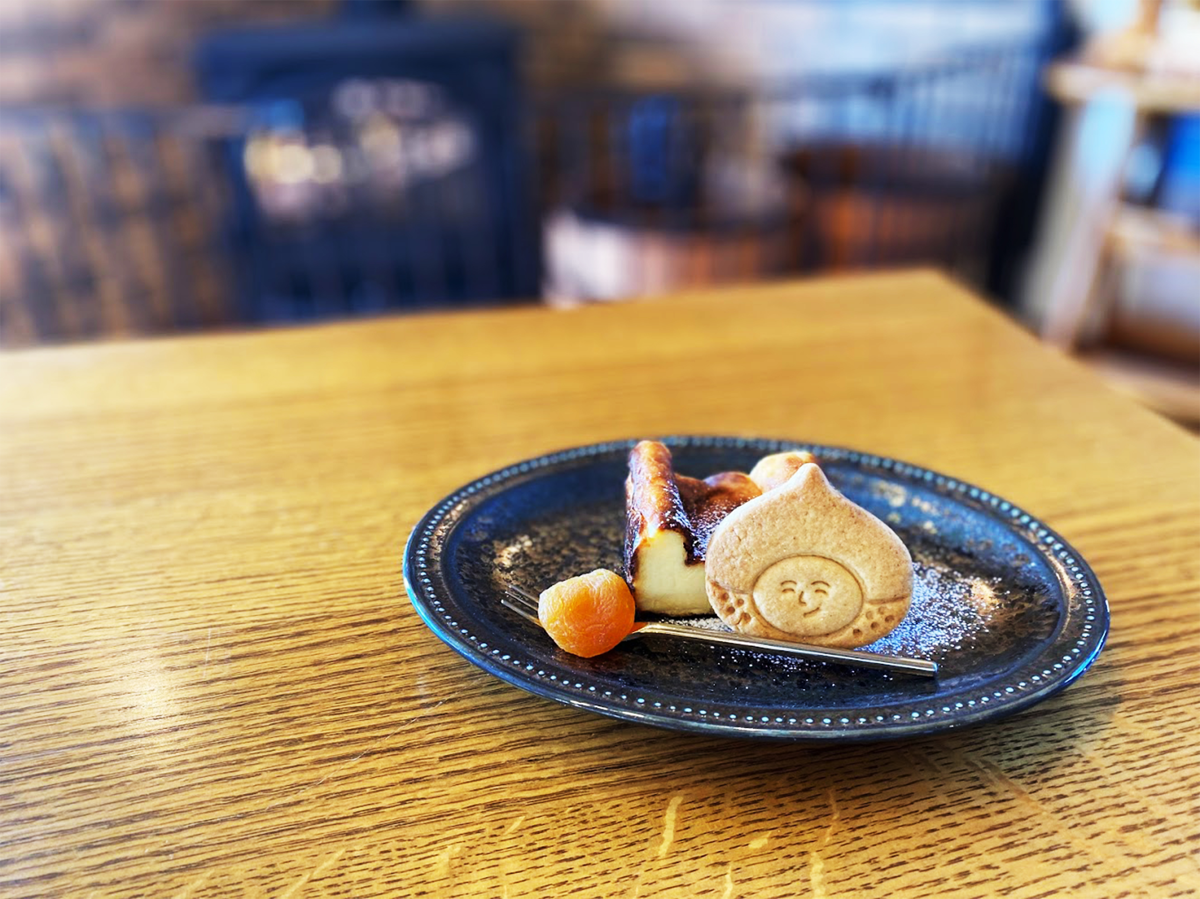 サロンドテクリハラ バスクチーズケーキ